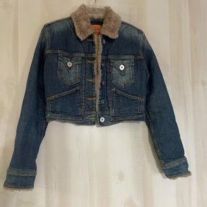 Best 25+ Deals for Levis Jacket With Fur | Poshmark